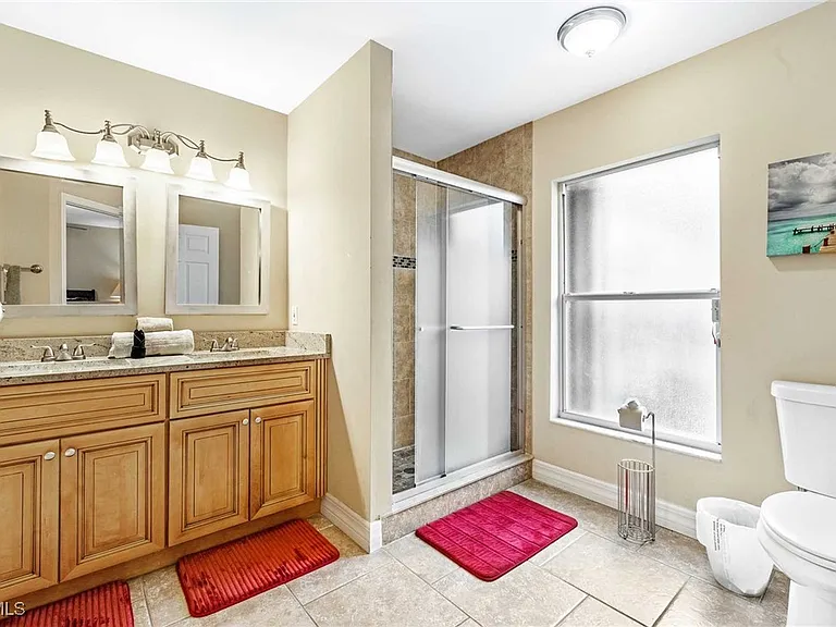 4534 SW 5th Pl — Photo 12
