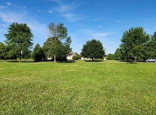 26129 S Cambridge Dr, Crete, IL 60417