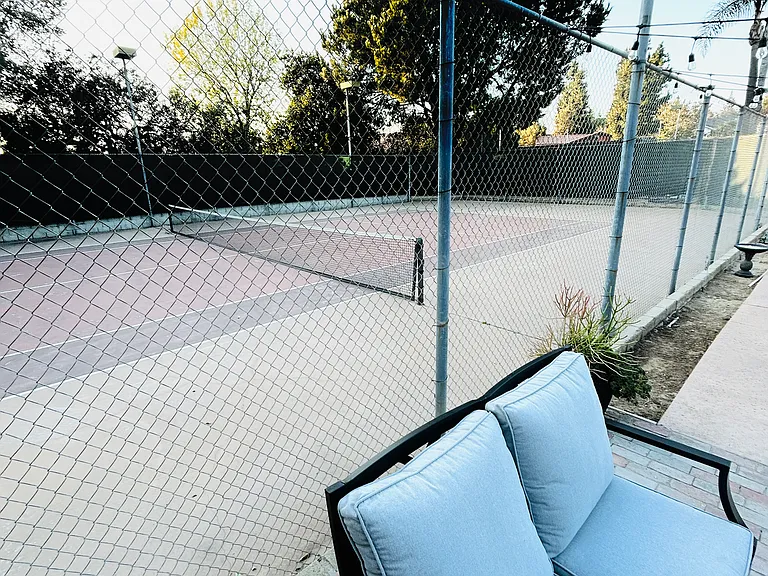 10317 Steven Pl — Photo 2