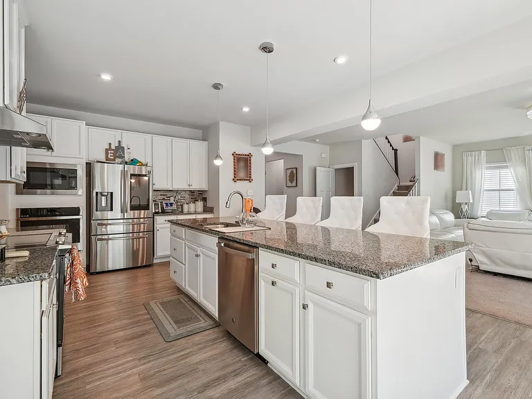 16007 Cambria Cove Blvd — Photo 13
