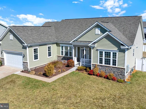 109 Upperville Dr, Stephens City, VA 22655