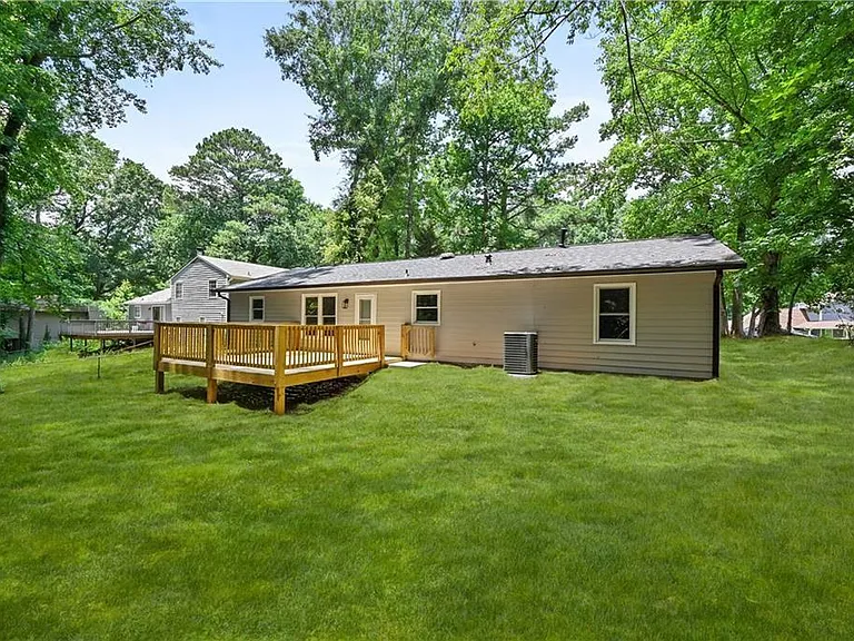 4246 Nora Ln — Photo 28