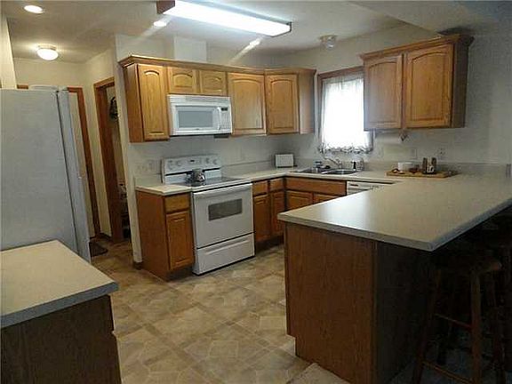 5th image of 1529 N Redhawk Dr