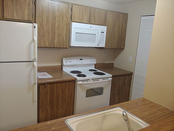 All appliances included