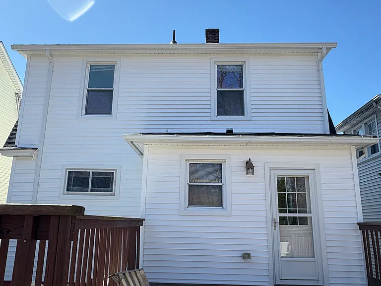 273 Peck Ave — Photo 3