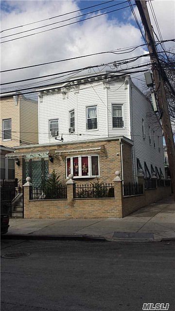 1st image of 9523 41st Ave