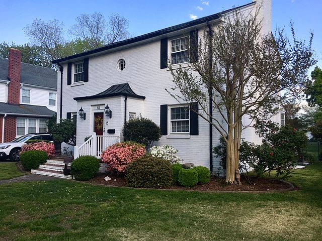 Rivermont front_06042018