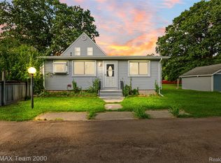 12930 Beech Daly Rd, Redford, MI 48239