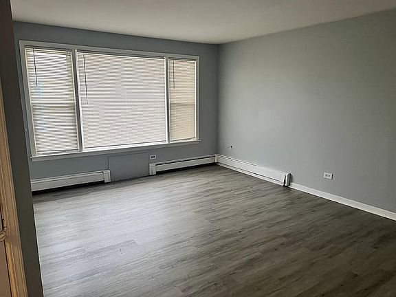 4th image of 14110 S School St APT 3W