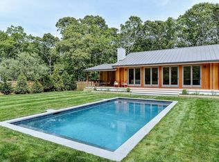 19 Renfrew Ln, East Hampton, NY 11937