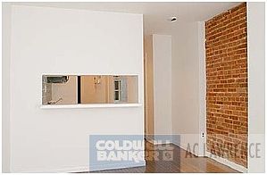 2nd image of 234 E 89th St