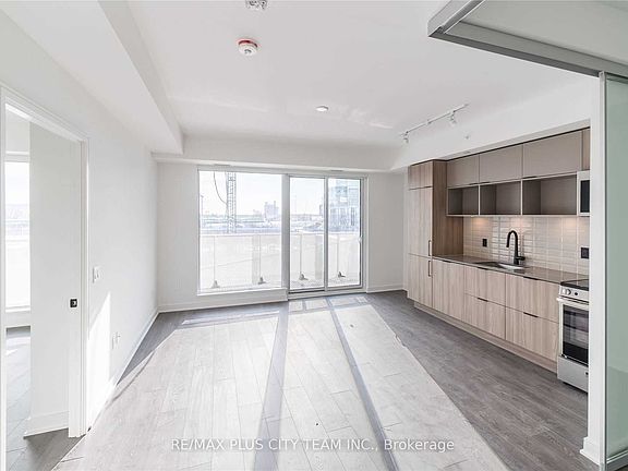 3rd image of 60 Tannery Rd #405