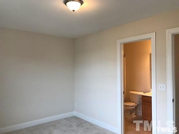 3rd image of 113 Ballyliffen Ln