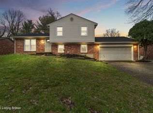 1017 Harmony Landing Rd, Goshen, KY 40026