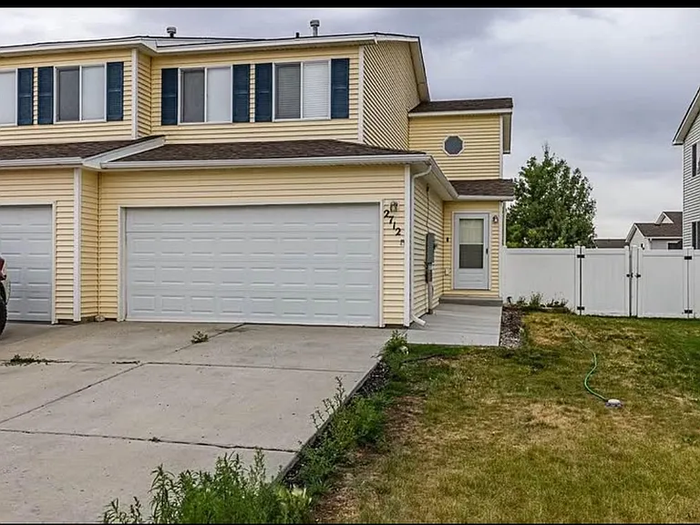2712 Cloud Ct — Photo 1