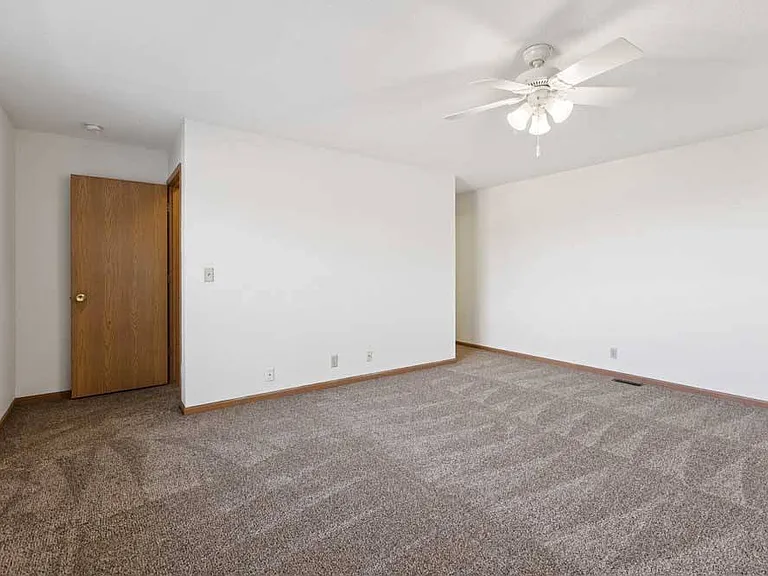 Northridge Heights Apartments — Photo 159