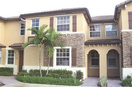1st image of 3375 NE 15th Dr Unit 106