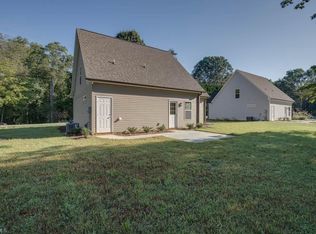 302 Coravan Dr, Winston Salem, NC 27106