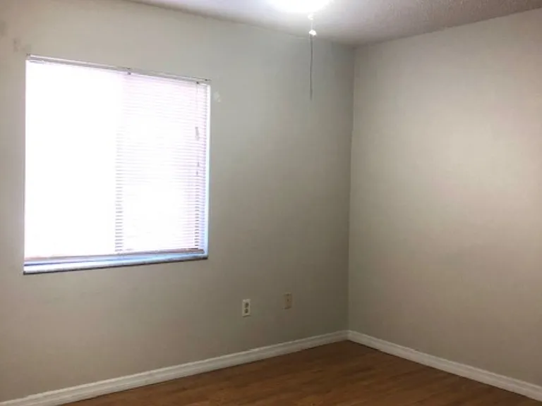 2746 Tally Ho Ave — Photo 8