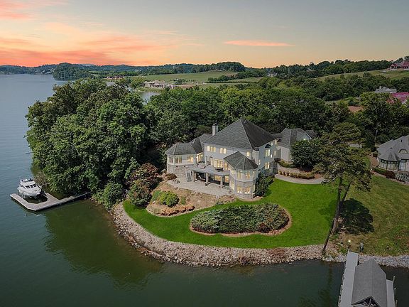 2nd image of 10201 Thimble Fields Dr