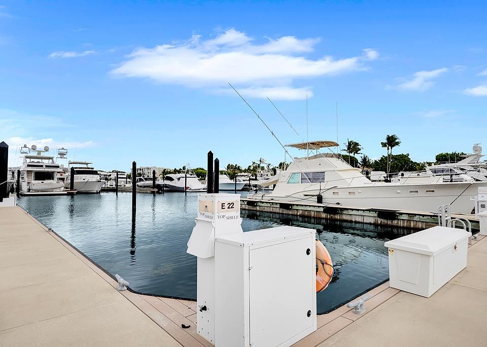 1st image of 201 Ocean Reef Dr #Es-22