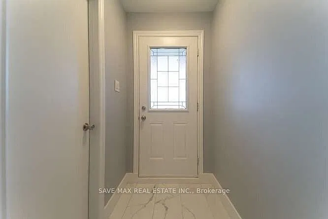 4 bed, $4,000 — Photo 3