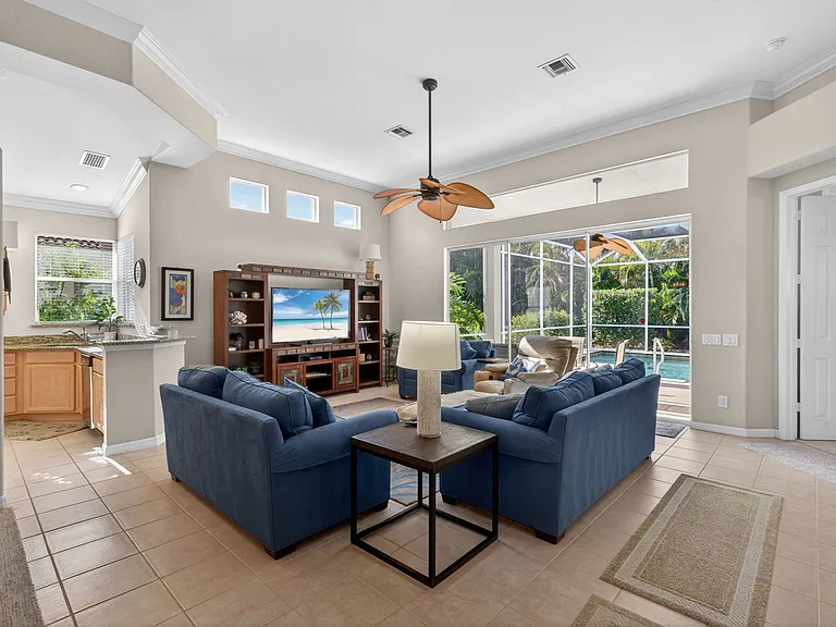 1789 Winding Oaks Way — Photo 8