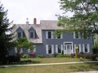 434 Cross Rd, Gurnee, IL 60031