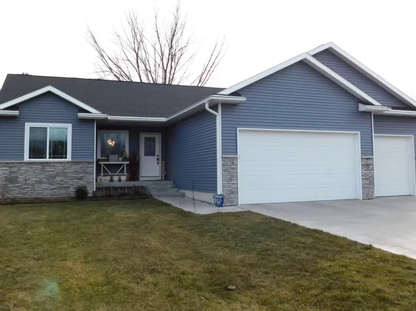 438 Peterson Dr, Ogden, IA 50212