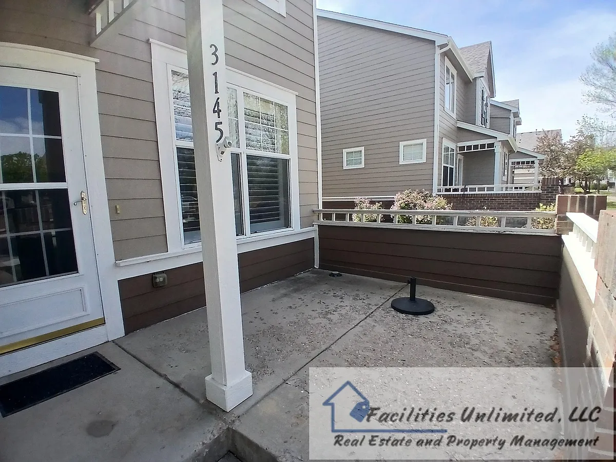 Building Photo - 3145 New Castle Dr