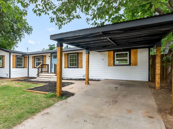 309 N MANSFIELD ST, Pleasanton, TX 78064
