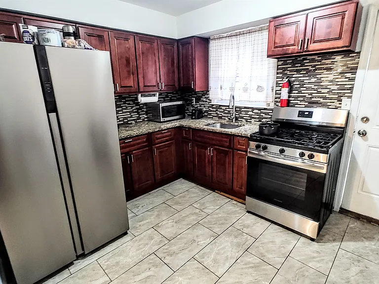 8 Van Nostrand Ave #UPPER FLOORS — Photo 3