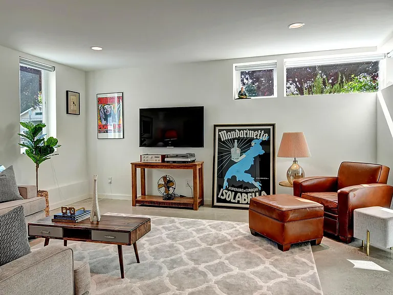 3901 S Edmunds St — Photo 15