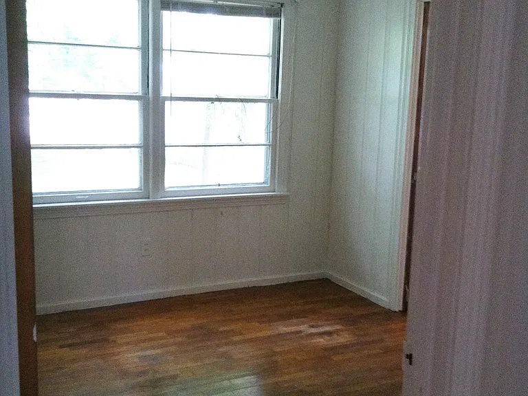 705 Jackson Blvd — Photo 9