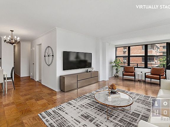 3rd image of 210 Broadway Unit J706