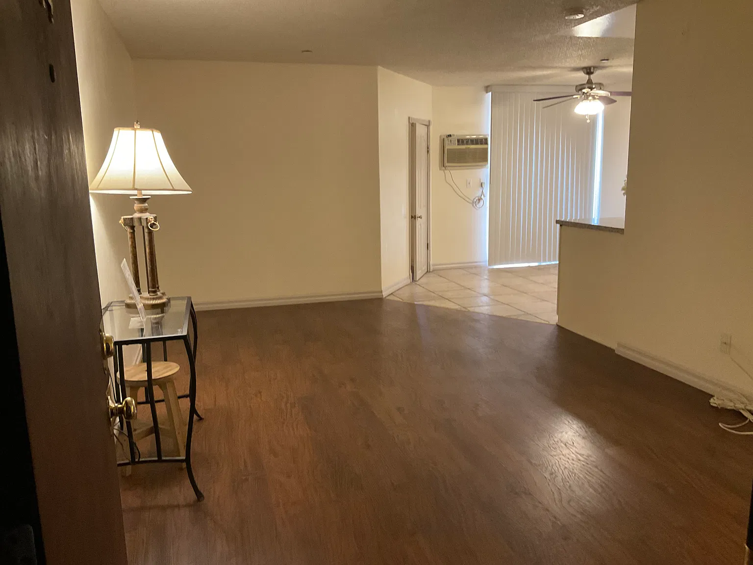 1 bed, 800 sqft, $1,875 — Photo 2