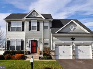 2000 Sunnyvale Dr, Pennsburg, PA 18073