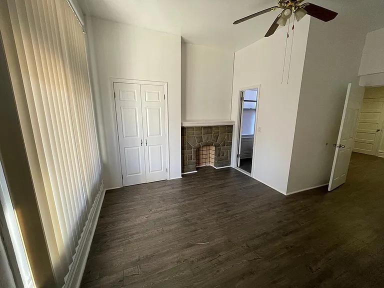 226 Stratford Ave #1 — Photo 6