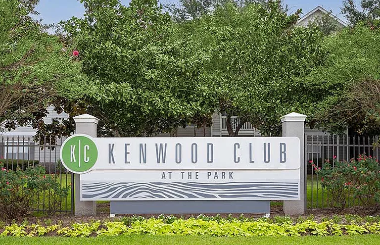 Kenwood Club at the Park Apartments — Photo 21