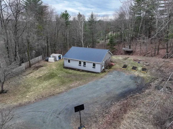 381 Lackey Hill Road, St. Johnsbury, VT 05819