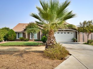28647 Arizona Ave, Madera, CA 93638