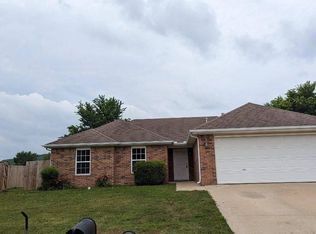 1335 Middlefork Rd, Elkins, AR 72727