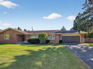 1519 Tiffany Dr, Racine, WI 53402