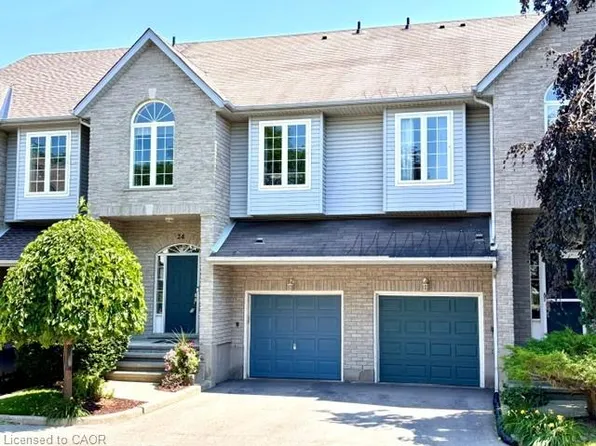 460 Woolwich St #24, Waterloo, ON N2K 4G8