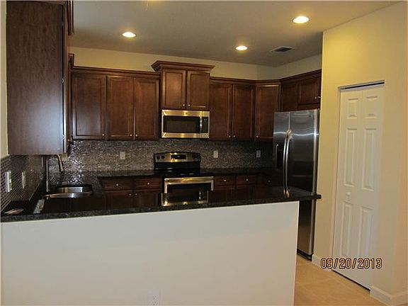 3rd image of 8763 NW 98th Ave