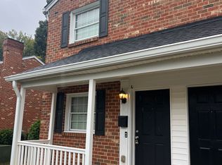 1215 Green Oaks Ln APT L, Charlotte, NC 28205