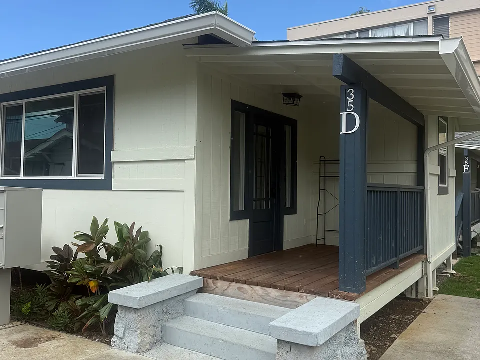 35 S Kuakini St #D