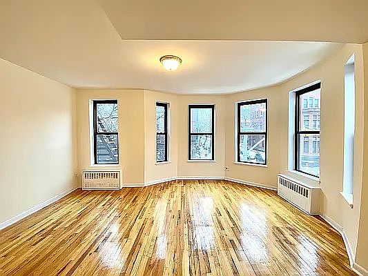 1st image of 218 6th Ave APT 3B