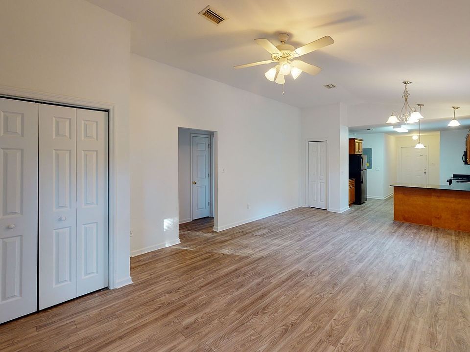 1225 Pepper Dr # 3 br / 3.0 ba, $500, Tallahassee, FL 32304 | Zillow