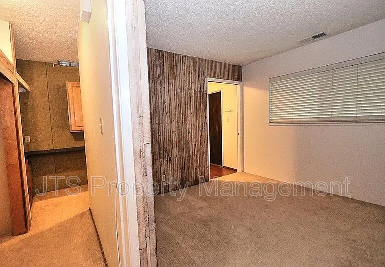 1060 Sand Bar Cir — Photo 64